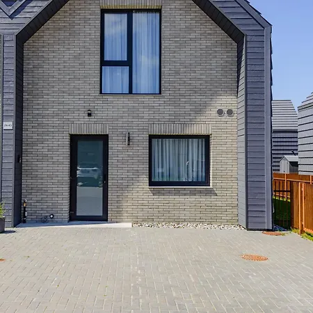 빌라 Kotedzas Poilsis Kunigiskiuose